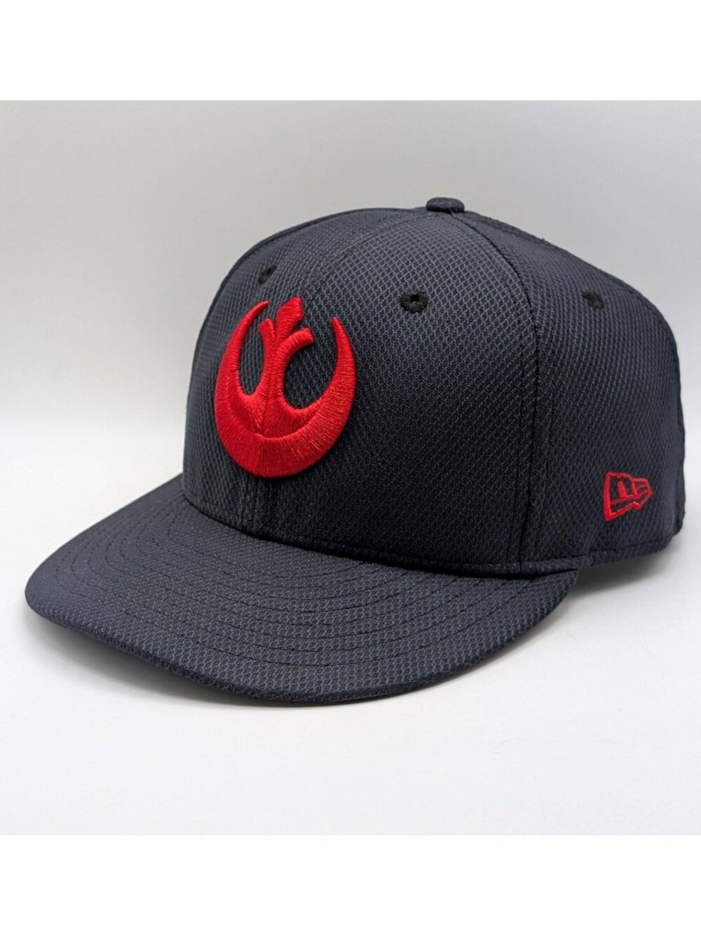New Era Star Wars Rebel Rogue Squadron 59Fifty Fitted Size 7 3/8 Black Red Hat
